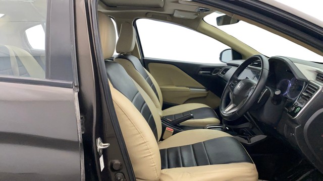 Second-hand 2018 Honda City i-VTEC CVT ZX for sale in Lucknow-26