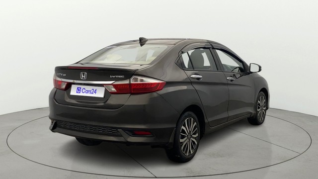 Second-hand 2018 Honda City i-VTEC CVT ZX for sale in Lucknow-14