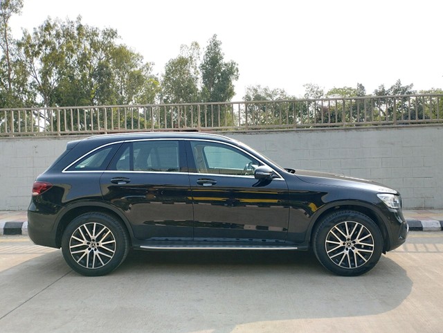 Mercedes-Benz GLC 200 Second-hand 2022 Mercedes-Benz GLC 200 for sale in New Delhi-1