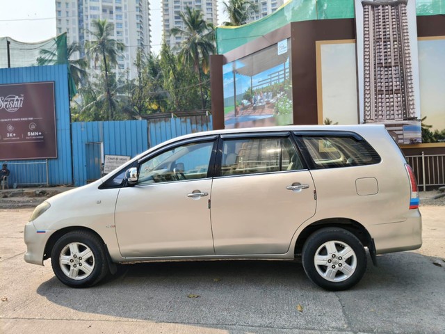 Second-hand 2007 Toyota Innova 2.5 V Diesel 8-seater for sale in Mumbai-4