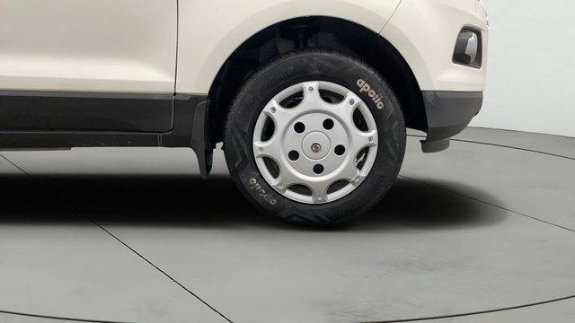 Second-hand 2017 Ford Ecosport 1.5 Diesel Trend BSIV for sale in Lucknow-23