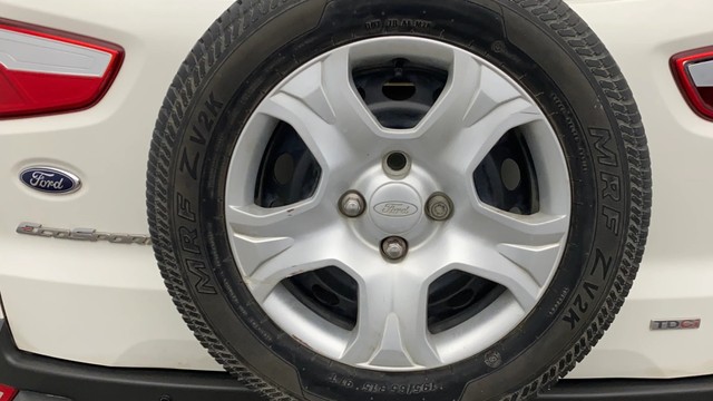 Second-hand 2017 Ford Ecosport 1.5 Diesel Trend BSIV for sale in Lucknow-27