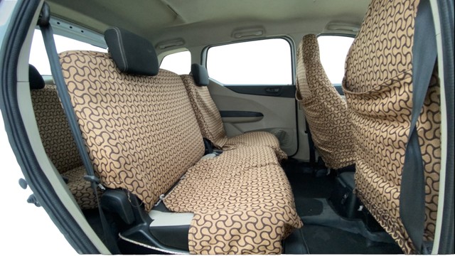 Second-hand 2023 Renault Triber RXT for sale in Ahmedabad-4