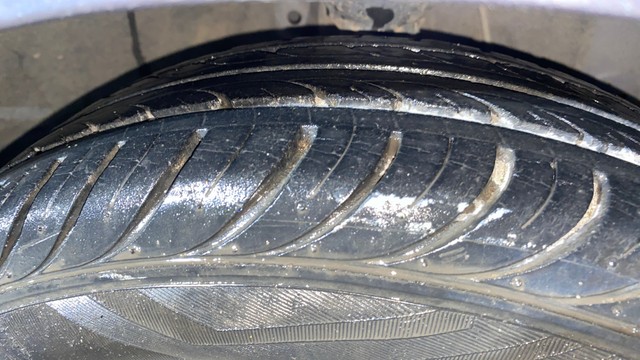 Second-hand 2017 Hyundai EON Era Plus for sale in Kolkata-10