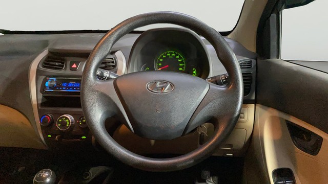 Second-hand 2017 Hyundai EON Era Plus for sale in Kolkata-2