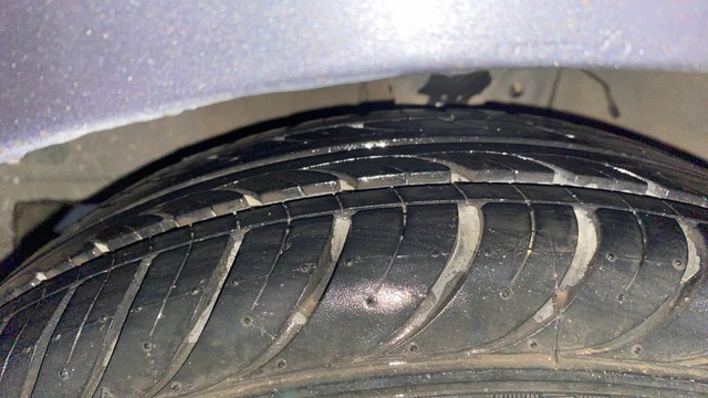 Second-hand 2017 Hyundai EON Era Plus for sale in Kolkata-8