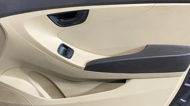 Second-hand 2017 Hyundai EON Era Plus for sale in Kolkata-5