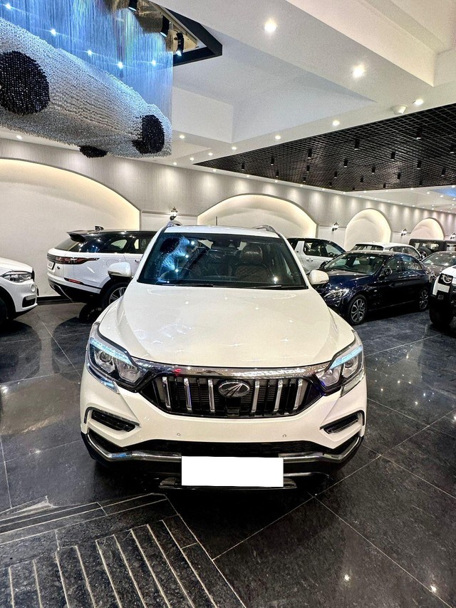 Second-hand 2019 Mahindra Alturas G4 4X4 AT BSIV for sale in New Delhi-4