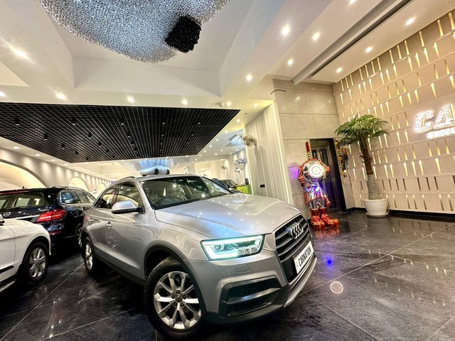 Second-hand 2017 Audi Q3 30 TFSI Premium FWD for sale in New Delhi-11