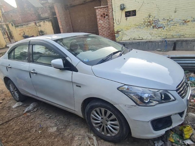 Maruti Suzuki Ciaz ZDi Plus SHVS Second-hand 2016 Maruti Suzuki Ciaz ZDi Plus SHVS for sale in Fatehpur-5