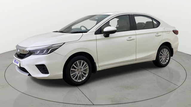 Second-hand 2021 Honda City V MT for sale in Ahmedabad-18
