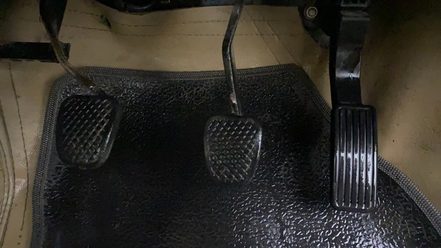 Second-hand 2021 Honda City V MT for sale in Ahmedabad-25