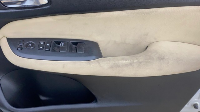 Second-hand 2021 Honda City V MT for sale in Ahmedabad-1