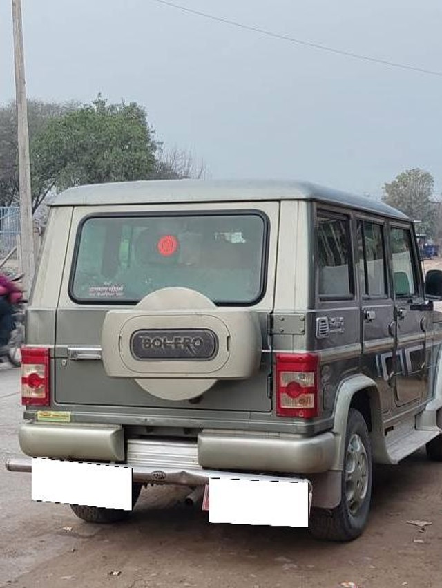 Second-hand 2009 Mahindra Bolero SLX for sale in Bhopal-1