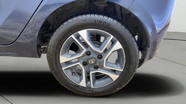 Second-hand 2021 Tata Tiago XZ Plus BSVI for sale in Ahmedabad-28