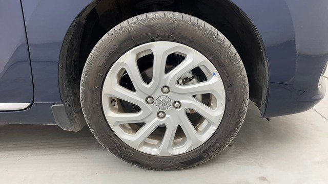 Second-hand 2025 Maruti Suzuki Baleno Zeta for sale in Pune-17