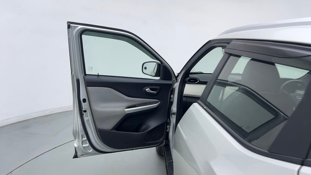 Second-hand 2021 Nissan Magnite XL for sale in New Delhi-24