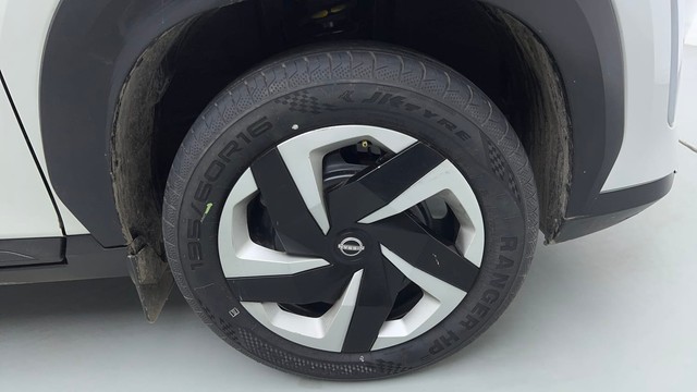 Second-hand 2021 Nissan Magnite XL for sale in New Delhi-17