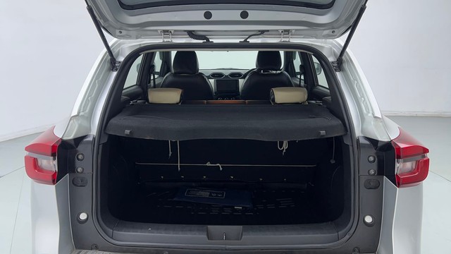 Second-hand 2021 Nissan Magnite XL for sale in New Delhi-9