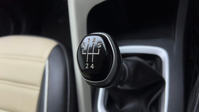 Second-hand 2021 Nissan Magnite XL for sale in New Delhi-12