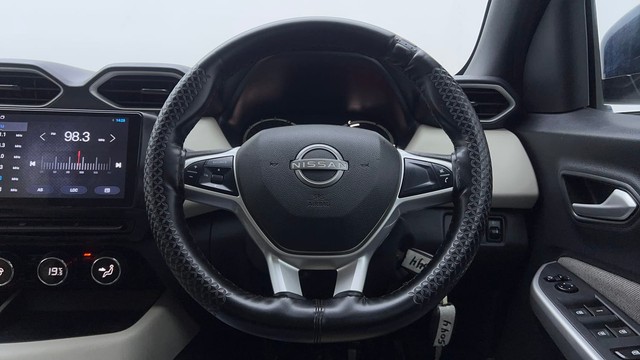 Second-hand 2021 Nissan Magnite XL for sale in New Delhi-25