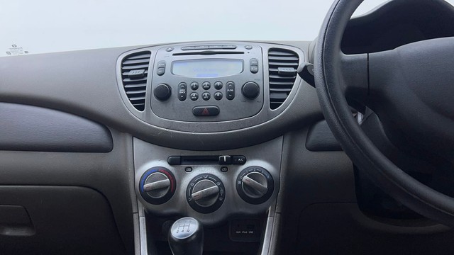 Second-hand 2015 Hyundai i10 Sportz 1.1L for sale in New Delhi-35