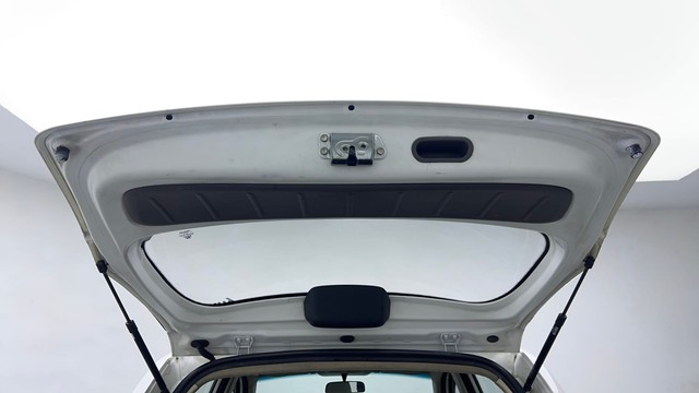 Second-hand 2015 Hyundai i10 Sportz 1.1L for sale in New Delhi-39