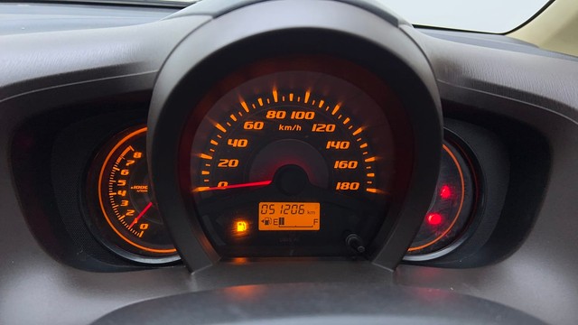 Second-hand 2013 Honda Amaze VX i-VTEC for sale in New Delhi-13