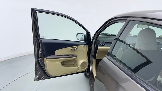 Second-hand 2013 Honda Amaze VX i-VTEC for sale in New Delhi-30