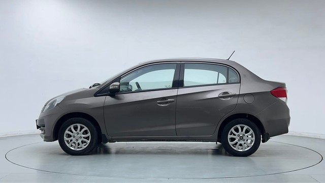 Second-hand 2013 Honda Amaze VX i-VTEC for sale in New Delhi-6