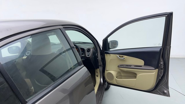 Second-hand 2013 Honda Amaze VX i-VTEC for sale in New Delhi-16