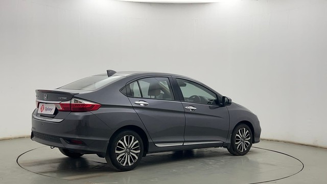 Second-hand 2017 Honda City ZX CVT for sale in Kolkata-3