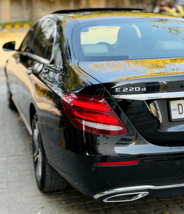 Mercedes-Benz E-Class Expression E 220 d BSIV Second-hand 2018 Mercedes-Benz E-Class Expression E 220 d BSIV for sale in New Delhi-17
