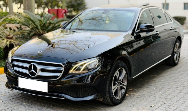 Mercedes-Benz E-Class Expression E 220 d BSIV Second-hand 2018 Mercedes-Benz E-Class Expression E 220 d BSIV for sale in New Delhi-2