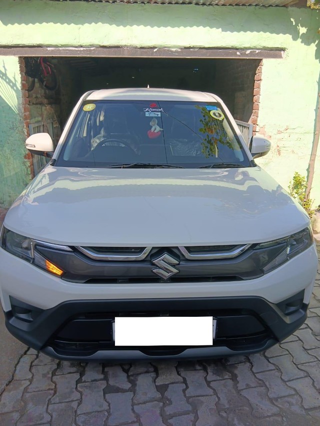 Second-hand 2024 Maruti Suzuki Brezza Lxi for sale in Ballabhgarh-0