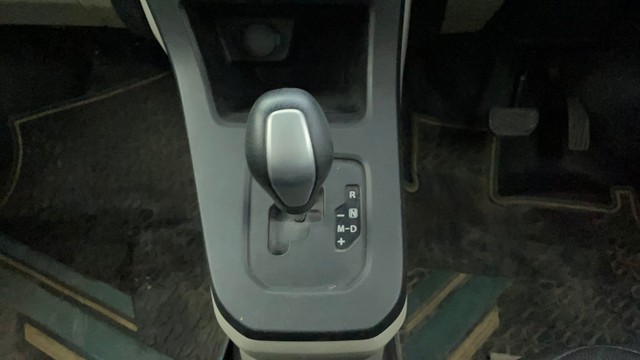 Second-hand 2019 Maruti Wagon R VXI 1.2 for sale in Ahmedabad-12
