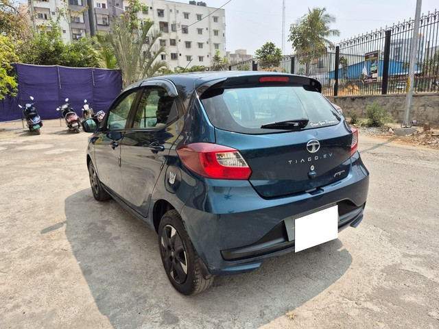 Tata Tiago XZ Plus Second-hand 2023 Tata Tiago XZ Plus for sale in Bangalore-8