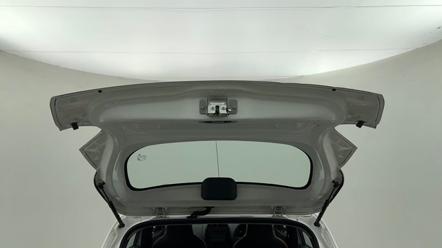 Second-hand 2016 Renault KWID 1.0 AMT RXT for sale in Chennai-24