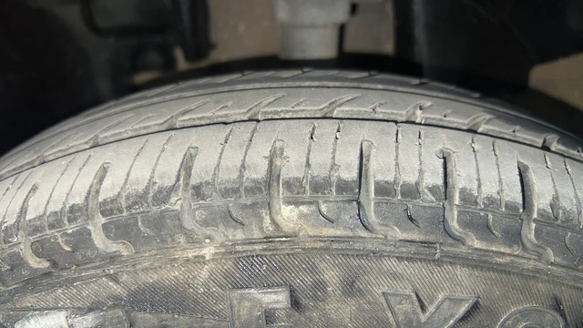 Second-hand 2016 Renault KWID 1.0 AMT RXT for sale in Chennai-27