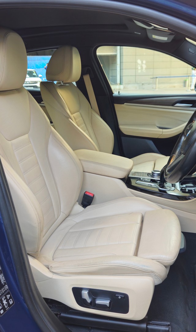 Second-hand 2020 BMW X4 M Sport X xDrive20d for sale in Mumbai-15