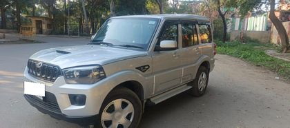 2022 Mahindra Scorpio S5