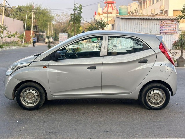 Second-hand 2012 Hyundai EON Era Plus for sale in Mohali-2