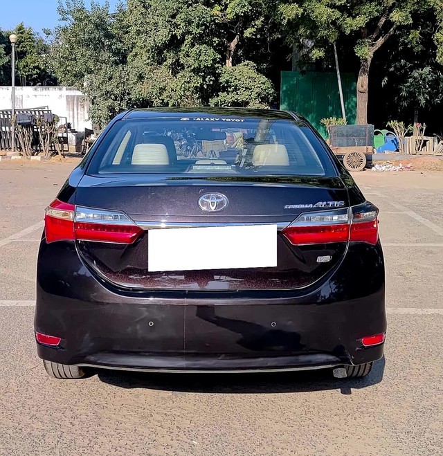 Second-hand 2018 Toyota Corolla Altis 1.8 VL CVT for sale in Gurgaon-1