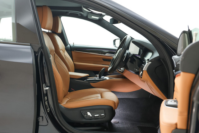 Second-hand 2024 BMW 6 Series GT 630i M Sport Signature for sale in Gurgaon-7