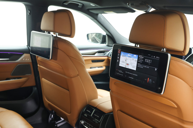 Second-hand 2024 BMW 6 Series GT 630i M Sport Signature for sale in Gurgaon-12