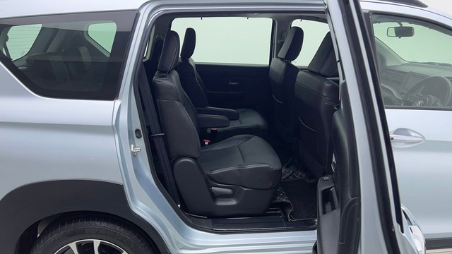 Second-hand 2023 Maruti Suzuki XL6 Alpha Plus AT for sale in Gurgaon-29