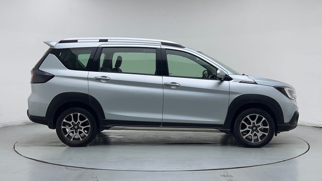 Second-hand 2023 Maruti Suzuki XL6 Alpha Plus AT for sale in Gurgaon-2