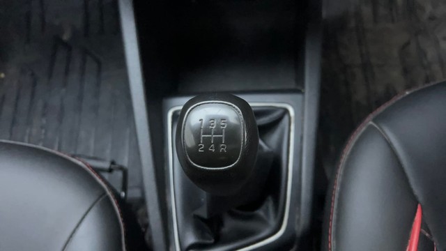 Second-hand 2017 Hyundai i20 1.2 Asta for sale in Hyderabad-12