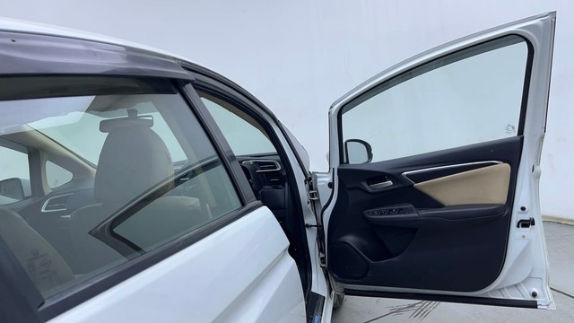 Second-hand 2021 Honda Jazz ZX for sale in Hyderabad-16