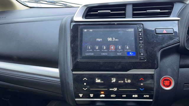 Second-hand 2021 Honda Jazz ZX for sale in Hyderabad-29